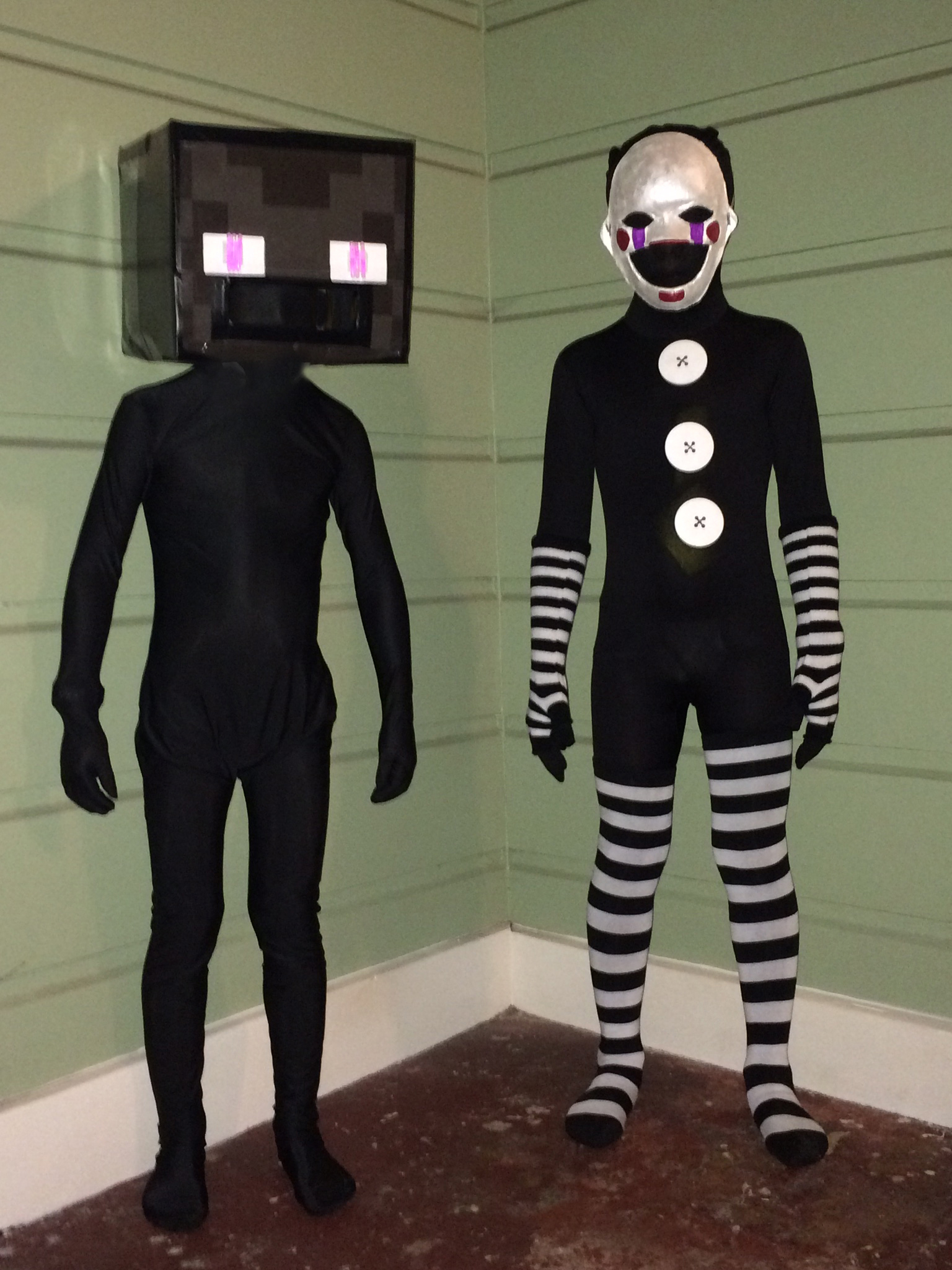 Making a Puppet cosplay (FNAF)